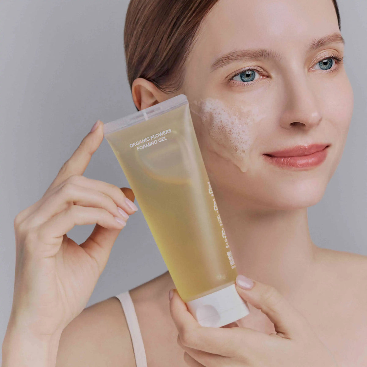 Organic Flowers Foaming Gel Reinigung WHAMISA Naturkosmetik 